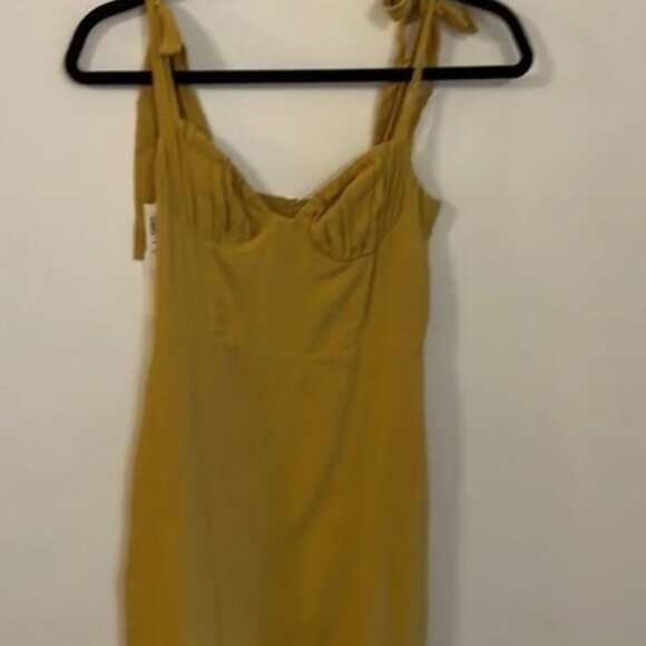 Wilfred Cammy Dress in Cairo Gold - Picture 3 of 4